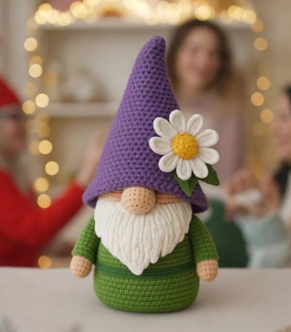 Daisy Gnome Crochet Pattern | Amigurumi Flower Gnome PDF