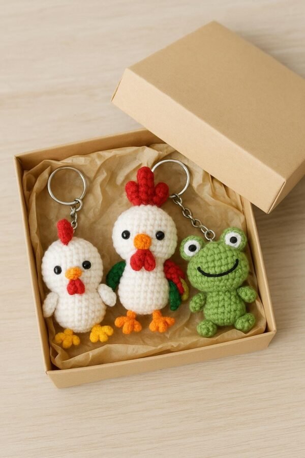 il_fullxfull.7205299173_t507.jpg Farm Animal Crochet Pattern PDF | Amigurumi Keychains Chicken, Rooster & Frog