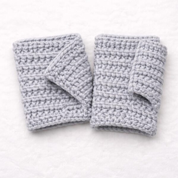 Chunky Ridge Fingerless Gloves Crochet Pattern PDF | Bulky Yarn Wrist Warmers