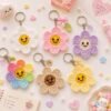 il_fullxfull.8000623712_m83b.jpg Smiley Flower Crochet Pattern PDF | Daisy Keychain Tutorial