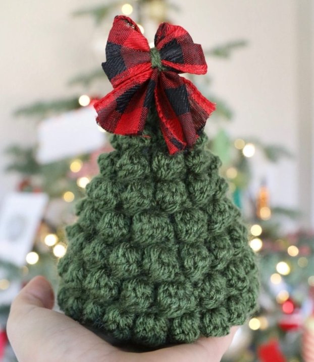 handmade crochet Christmas ornaments