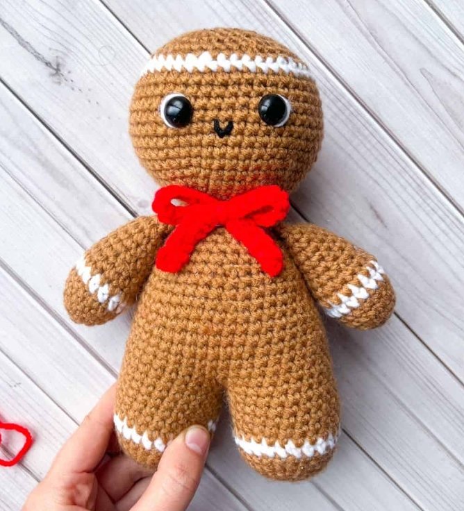 easy crochet Christmas ornaments